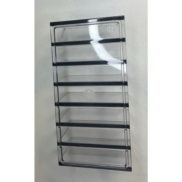 EUC iDesign Makeup Palette Organizer - Picture 4 of 8